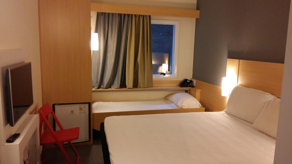 Hotel Ibis Juiz De Fora Esterno foto